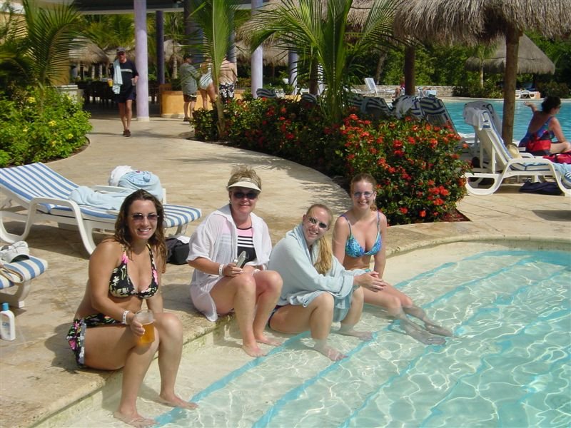 Mexico - Pool Fun