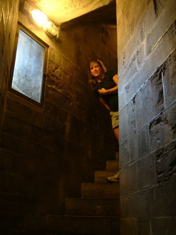 Jodi Walking up Dome
